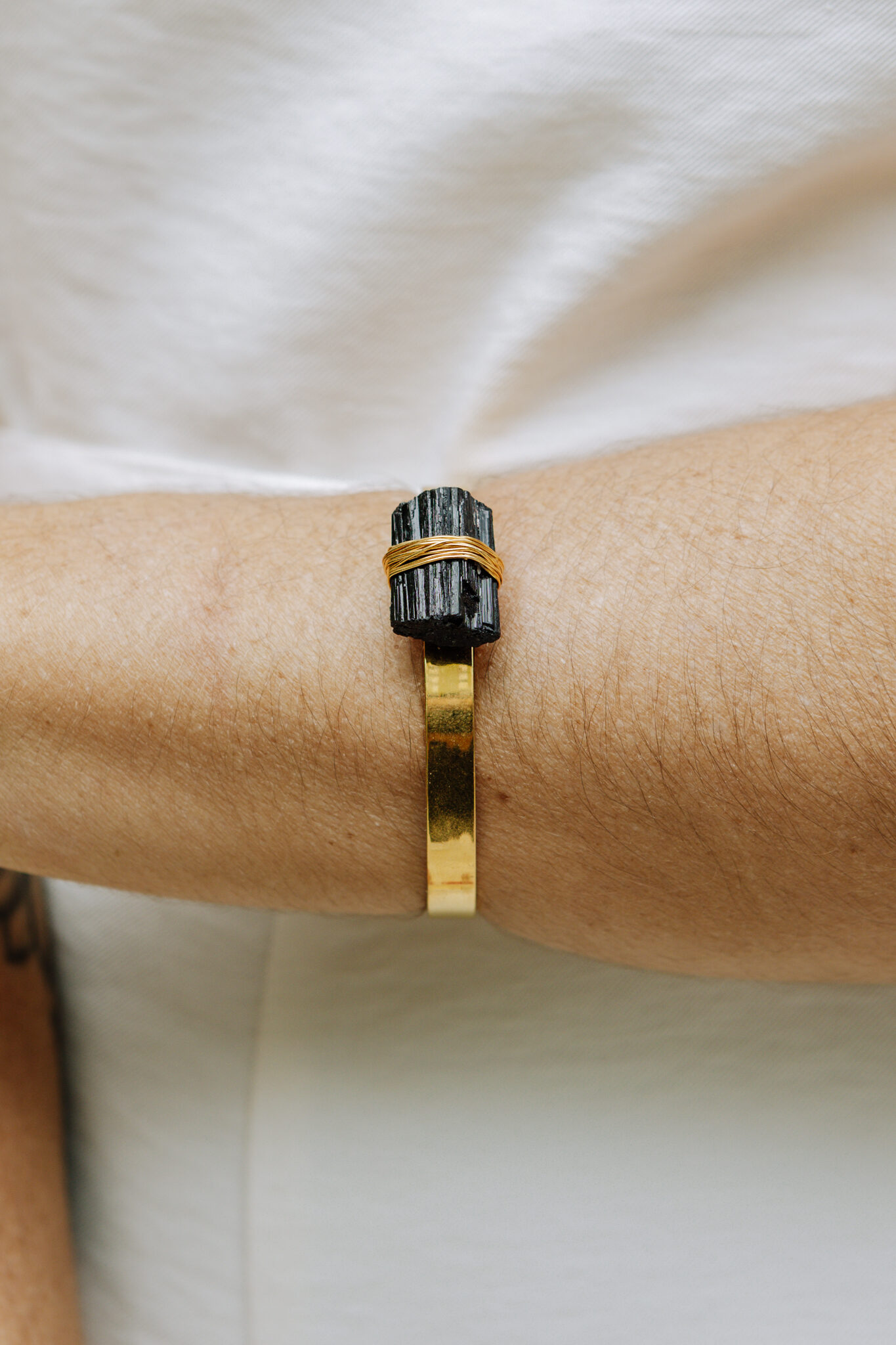 bene-187 Pulseira Aro Turmalina Negra Dourada - Imagem 1