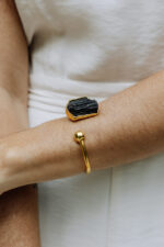 Pulseira Mali Turmalina Negra Dourada