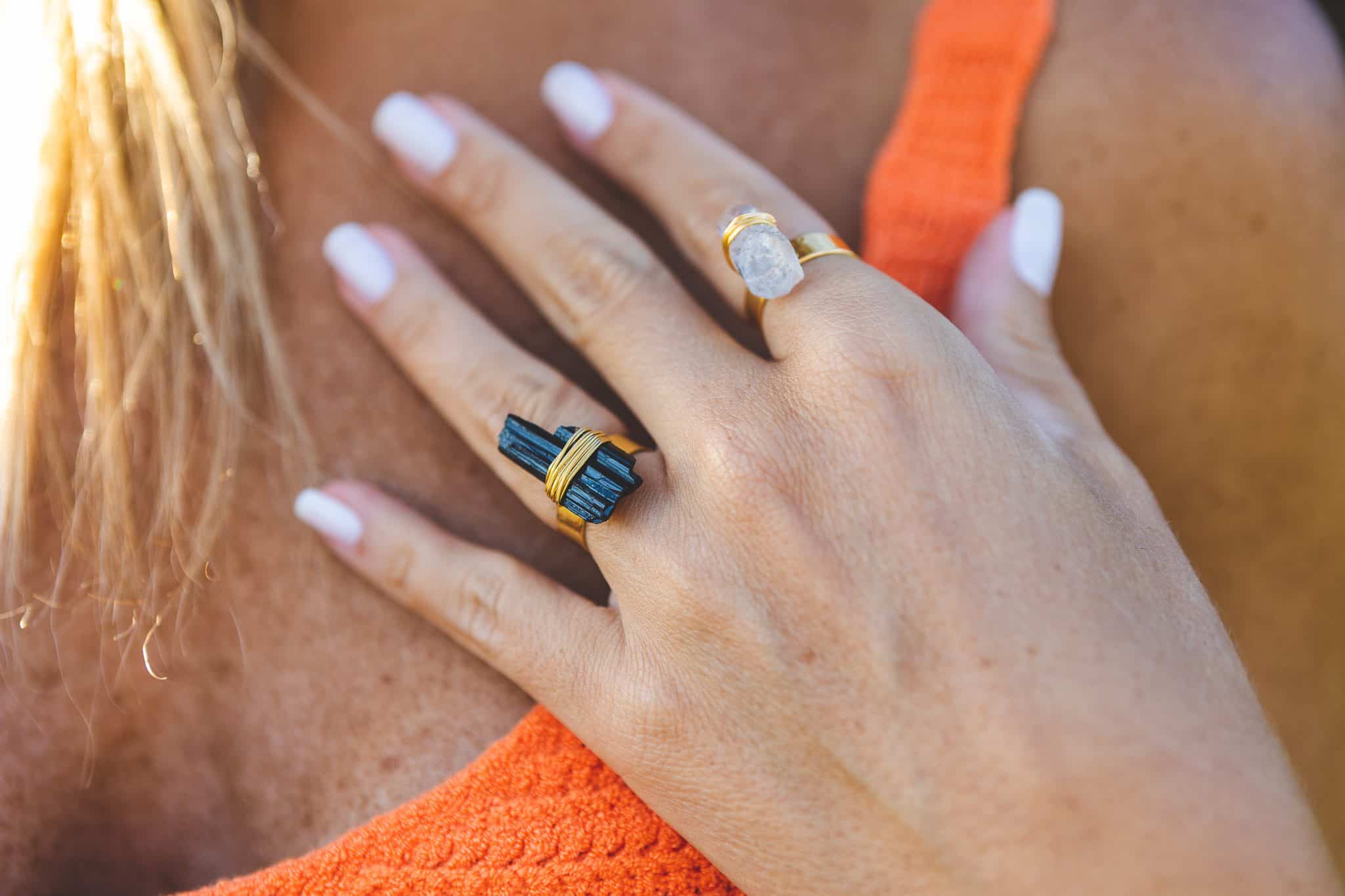 Rafa (Bene)-358 Anel Aro Turmalina Negra Dourado - Imagem 1