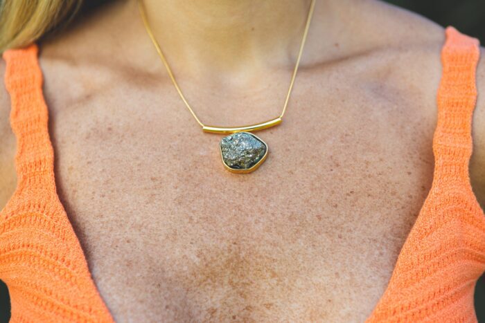 Colar Andina Caixa Pirita Dourado - Imagem 1