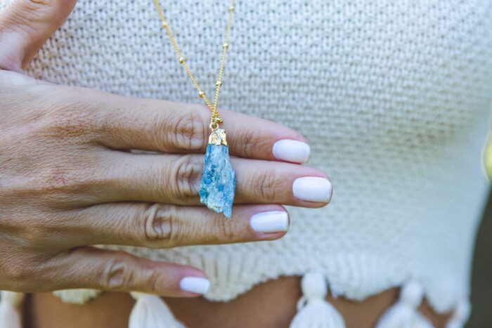 Colar Dou Gávia Cianita Azul - Imagem 3