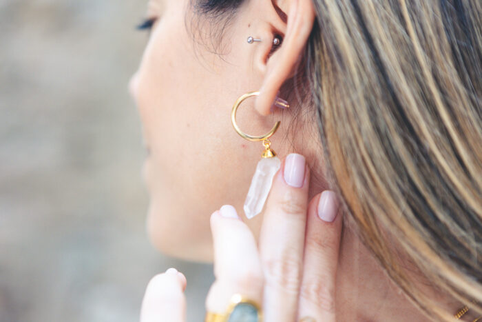 Argola Basic Cristal Dourado - Imagem 1