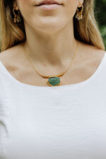 Colar Andina Caixa Quartzo Verde Dourado