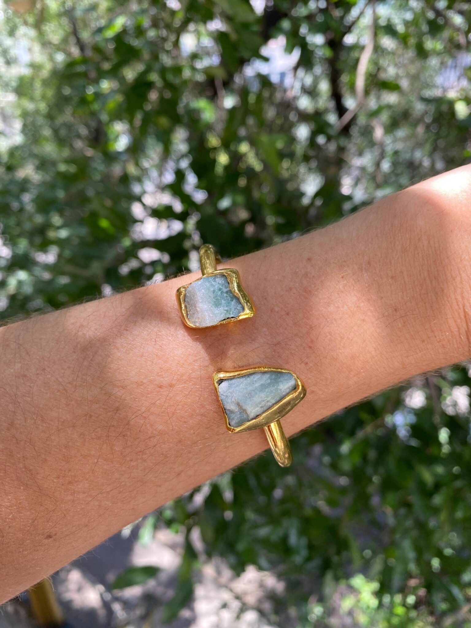 WhatsApp Image 2025-12-15 at 14.34.11 Pulseira Duo Quartzo Verde Dourada - Imagem 1